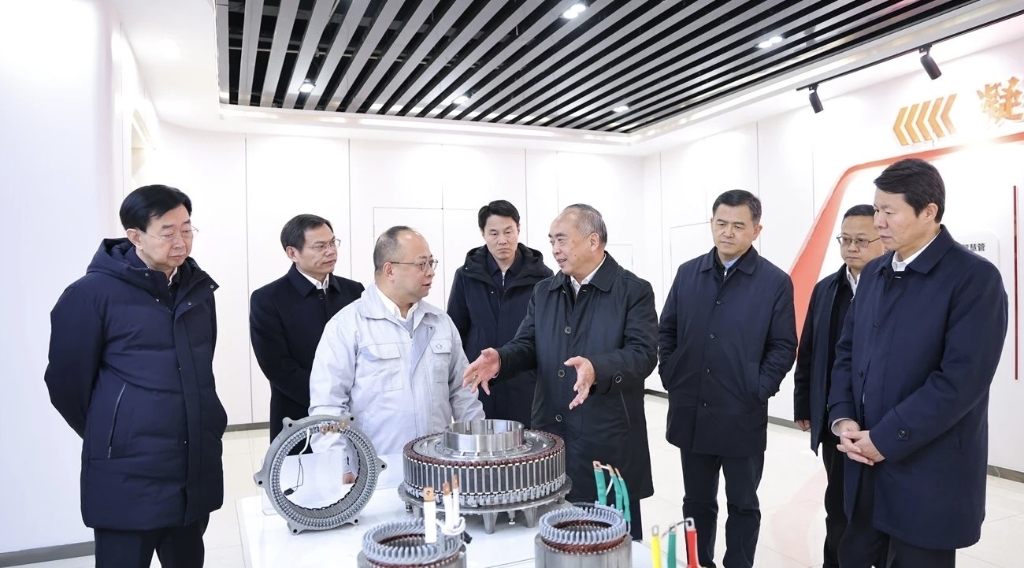 开足马力“赶订单”，奋力冲刺“开门红”  | 山东省委书记林武调研KAIYUN.COM·开云「中国」官方网站临沂工厂新能源电驱动项目